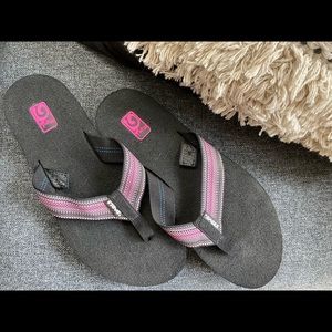Women’s Teva Flip Flops